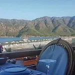 Sinemis Ξενοδοχείο *
